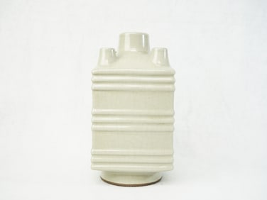 Chinese Guan Type Five-Spout Vase,Qinlong Mark