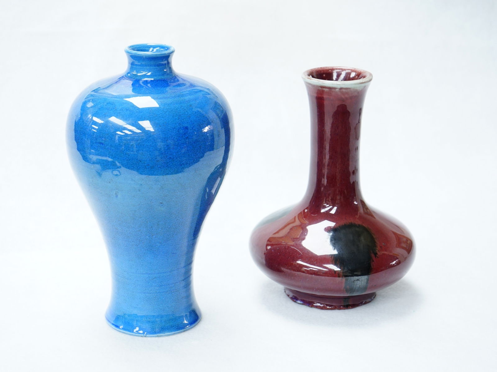 Lot of 2 Chinese Monochrome Vases (1 of 10)