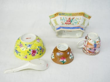Lot of 5 Chinese Famille Rose Porcelain Wares