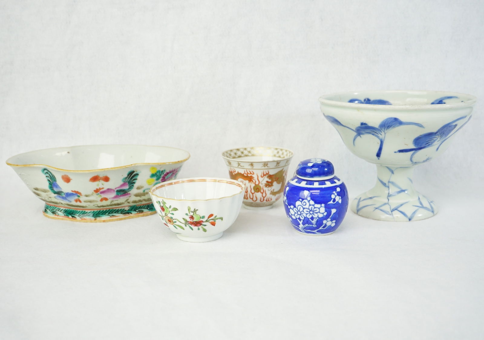 Lot of 5 Chinese Porcelain Wares (1 of 6)
