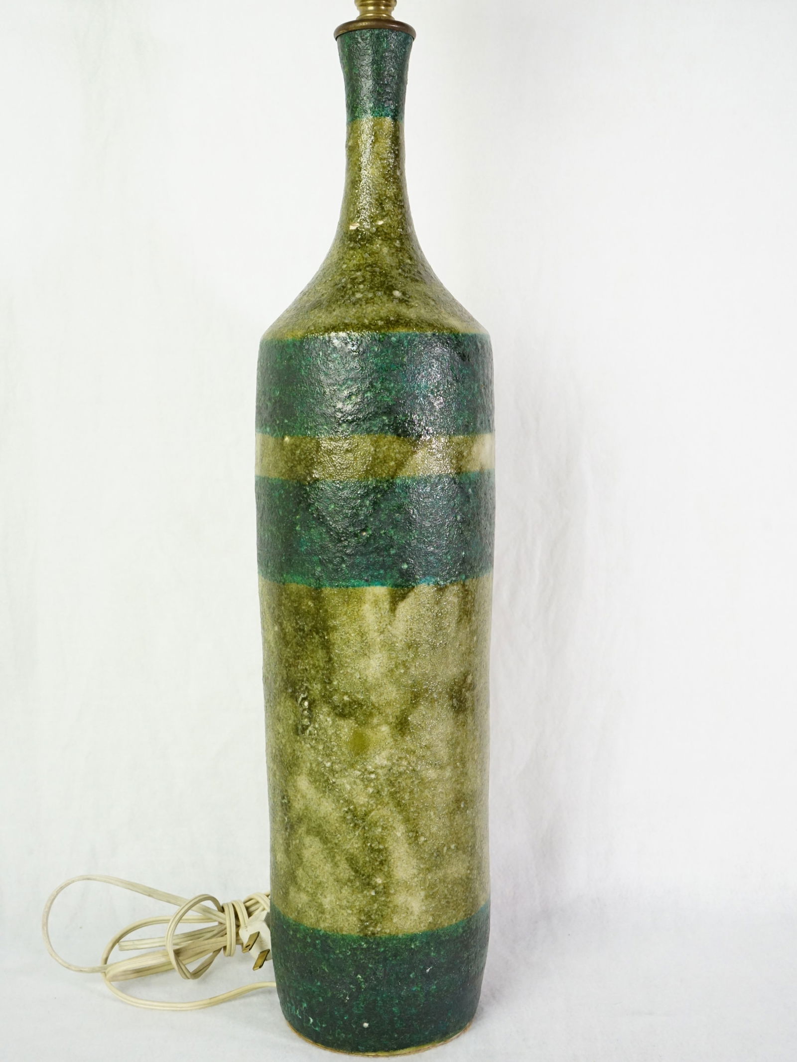 Mid Century Modern Lime Ceramic Table Lamp - 2