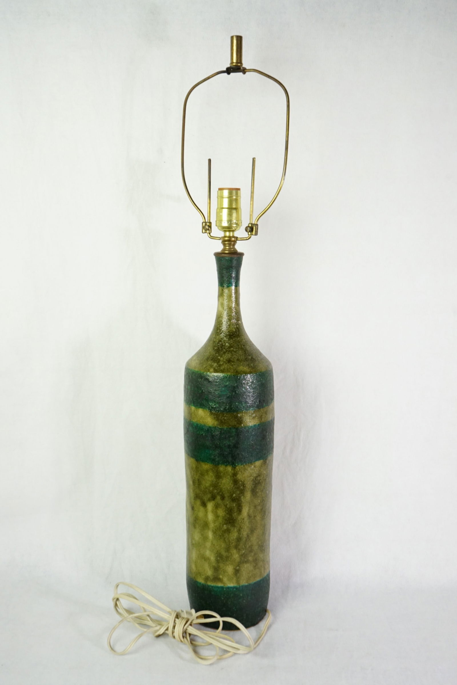 Mid Century Modern Lime Ceramic Table Lamp - 4