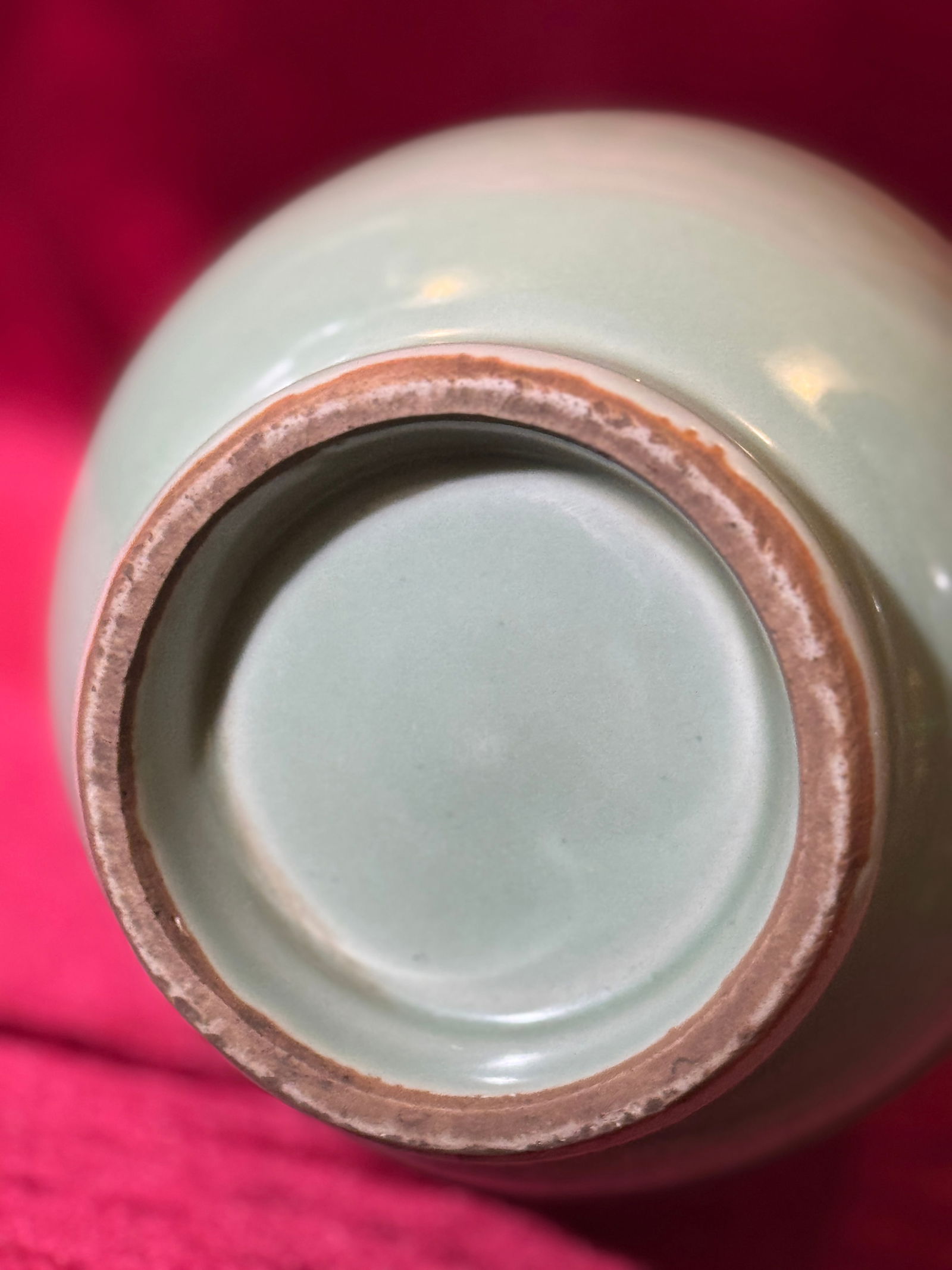 Chinese Celadon Glazed Arrow Vase - 5