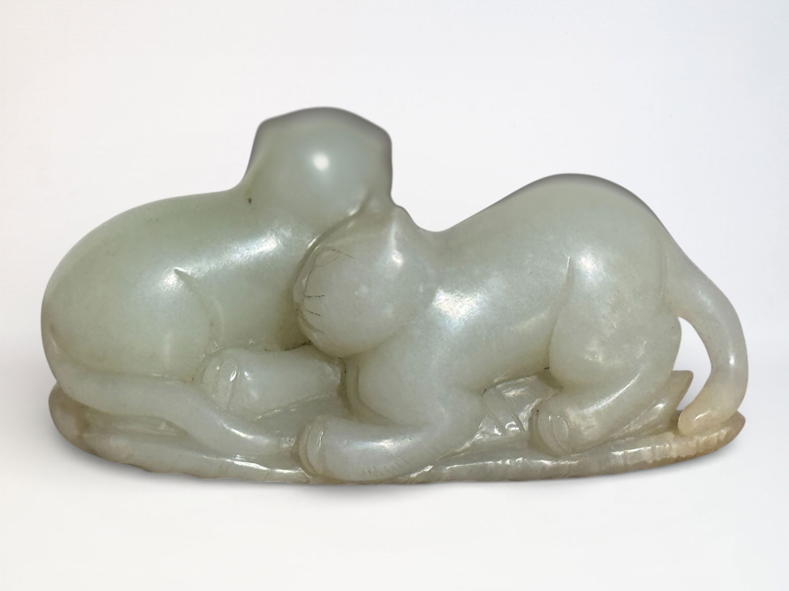 Chinese Jade Carving of Two Cat: Chinese jade carving of two cat, 3"L Shipping: We offer in-house shipping services for most small items. This means that we will take care of packing and shipping the items directly to you. For