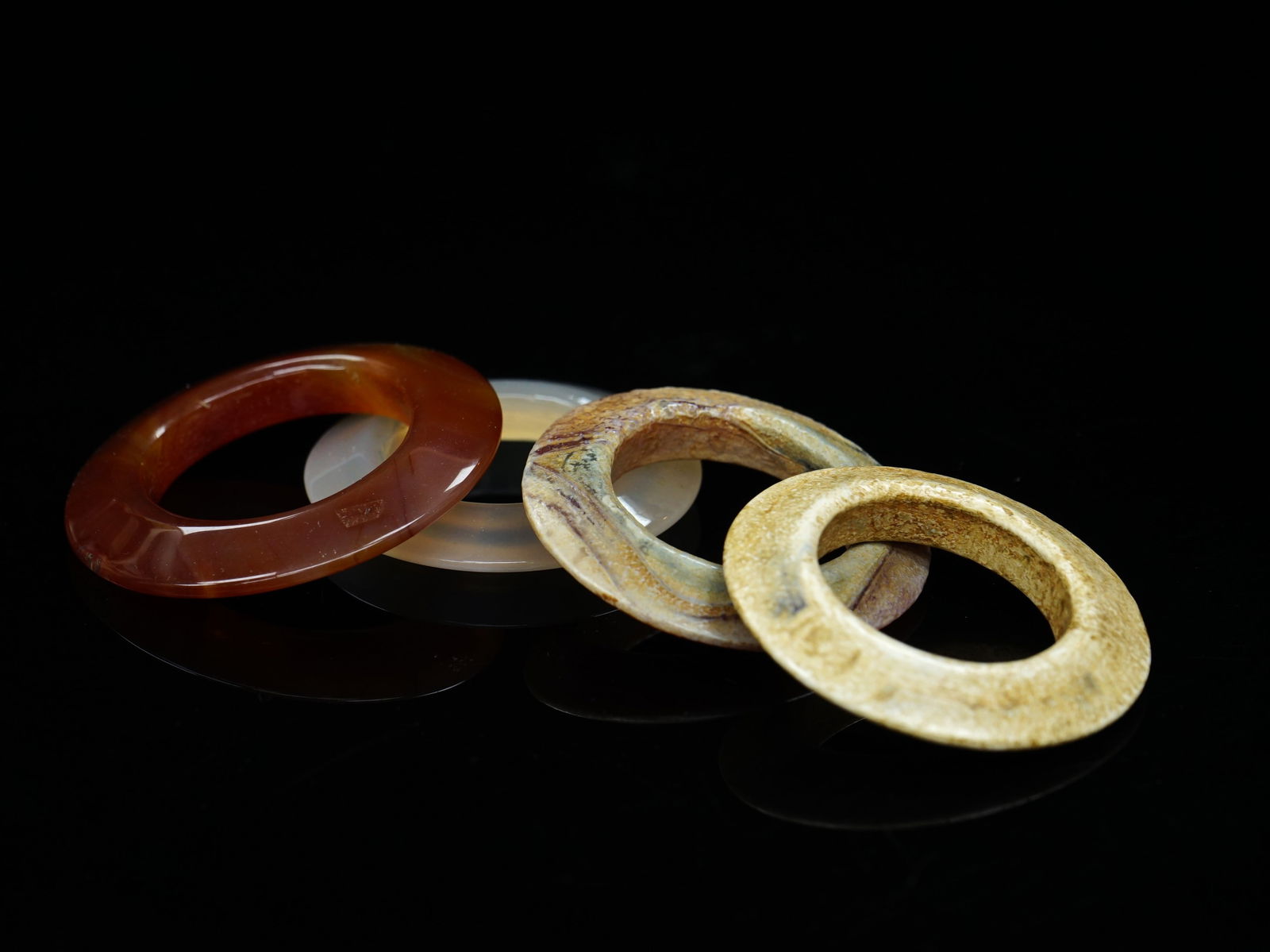 Lot of 4 Chinese Agate Rings (1 of 7)