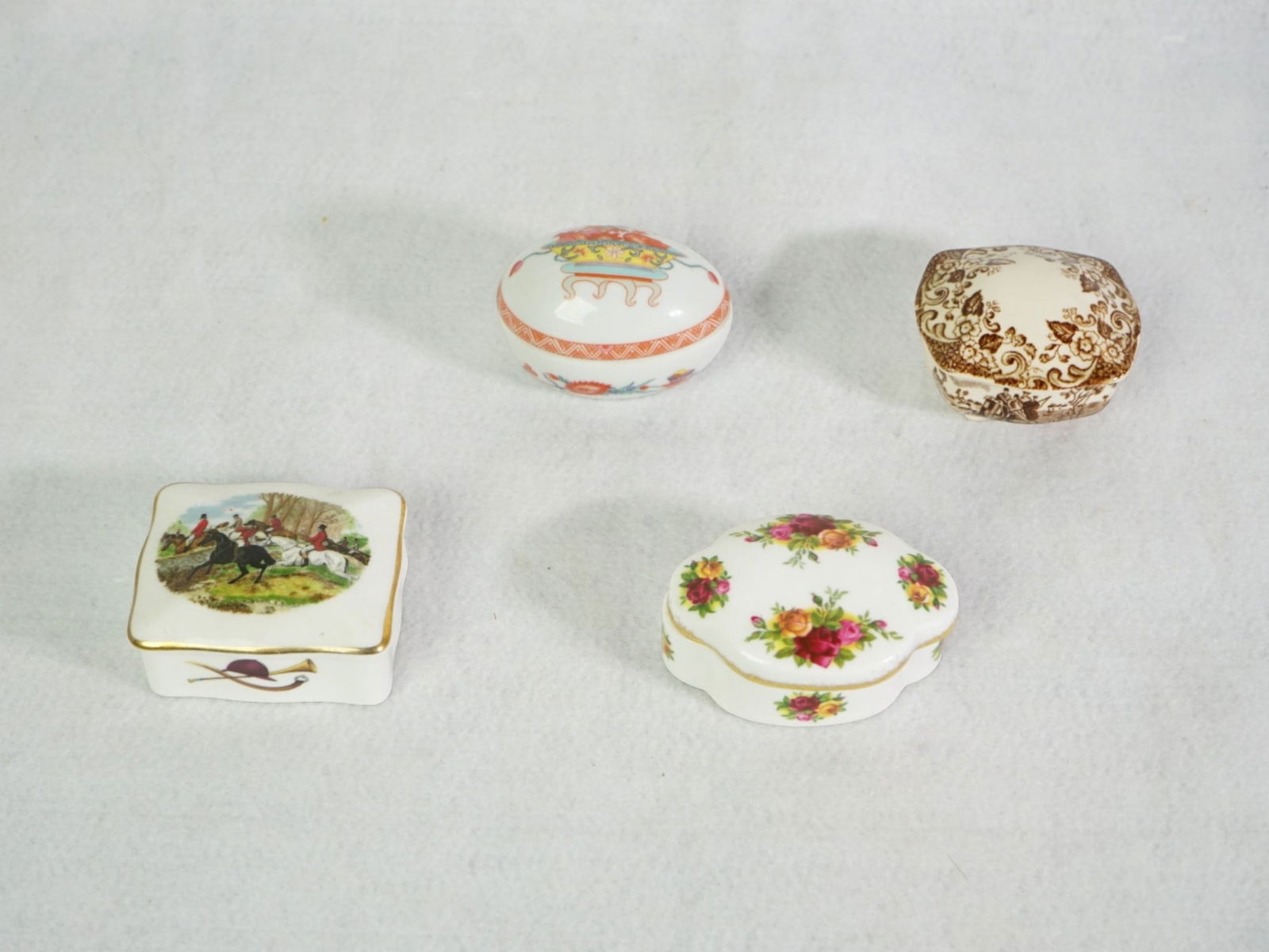 Four European Porcelain Lidded Trinket or Jewelry Boxes (1 of 3)