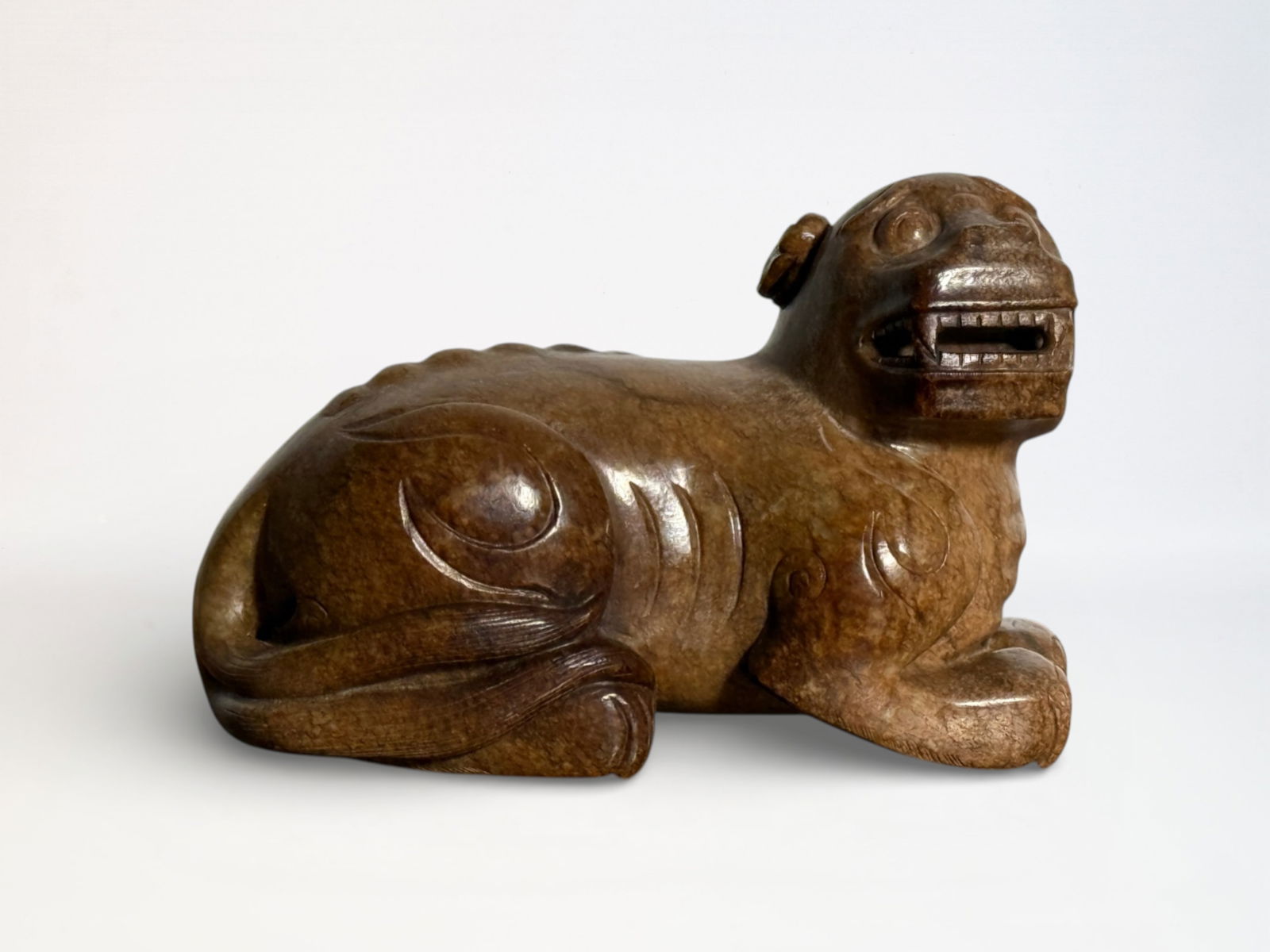 Chinese Nephrite Jade Carving of a Lion (1 of 14)