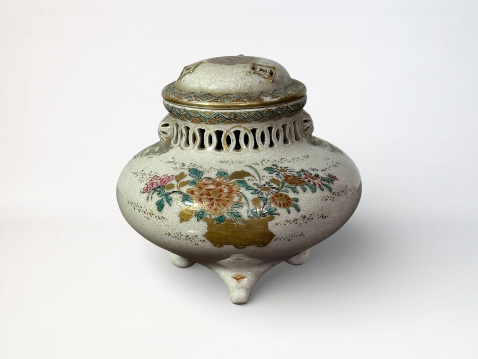 Japanese Satsuma Censer with Floral Motif: Japanese meiji signed satsuma censer with floral motif, 3.25"ht 3.7"w Shipping: We offer in-house shipping services for most small items. This means that we will take care of packing and shipping the