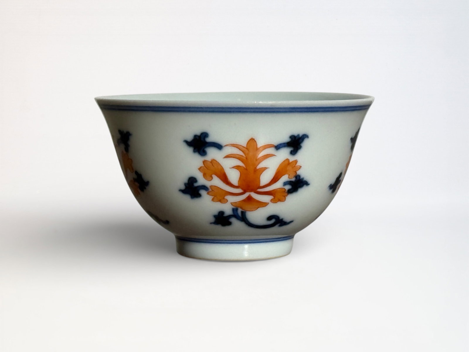 Chinese Underglaze-Blue and Iron-Red 'Lotus' Wine Cup with Mark (1 of 11)