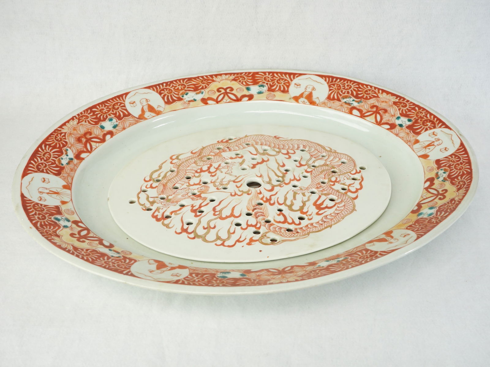 Japanese Arita Iron Red Decorated Porcelain Charger,Meiji Period (1 of 10)
