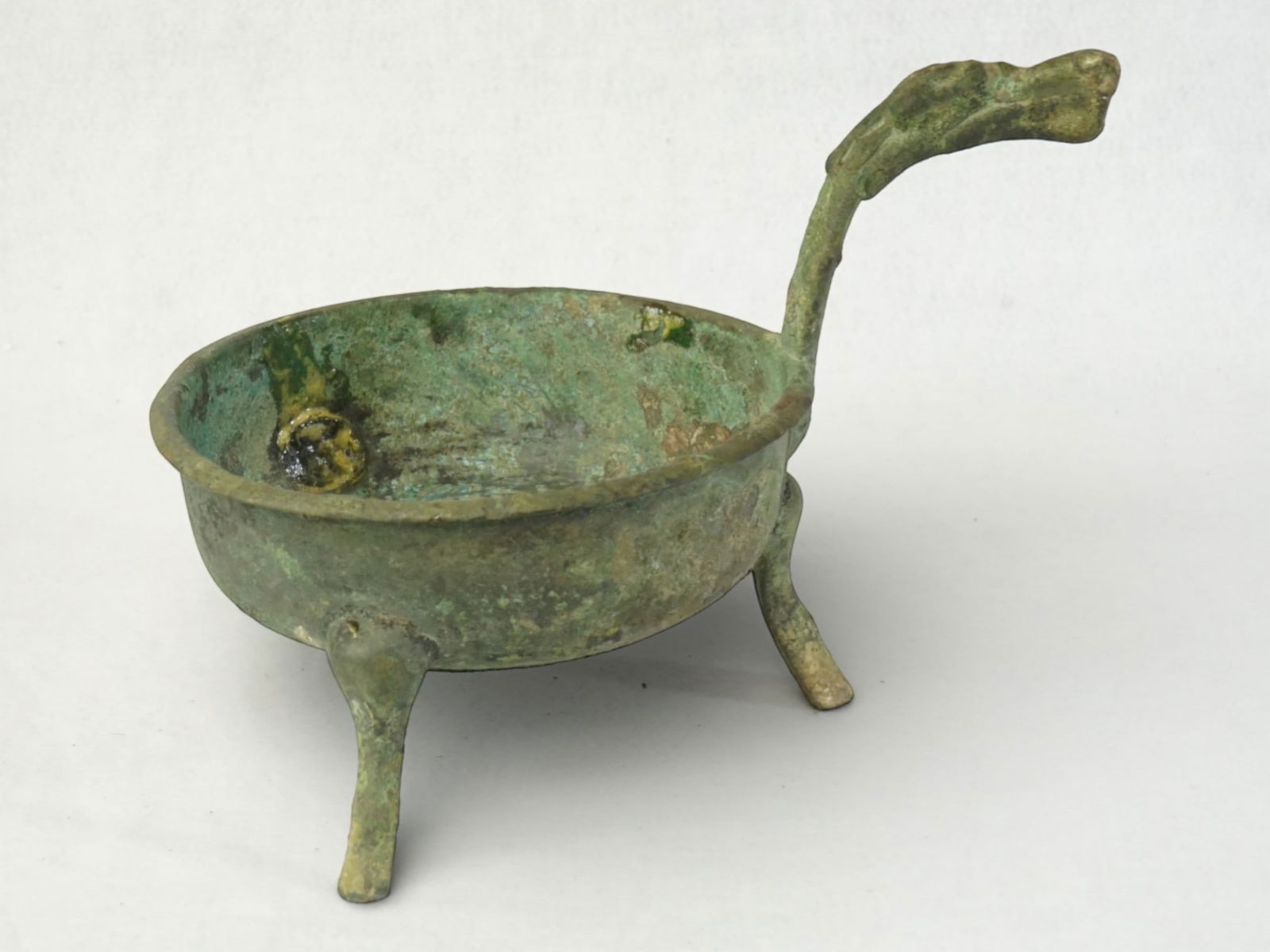 Chinese Archaic Bronze Ritual Goose-Neck Lamp ,Jiaodou,Han Dynasty or Earlier: Approximate size: 8.5x4.75x2.5 in Shipping: We offer in-house shipping services for most small items. This means that we will take care of packing and shipping the items directly to you. For larger