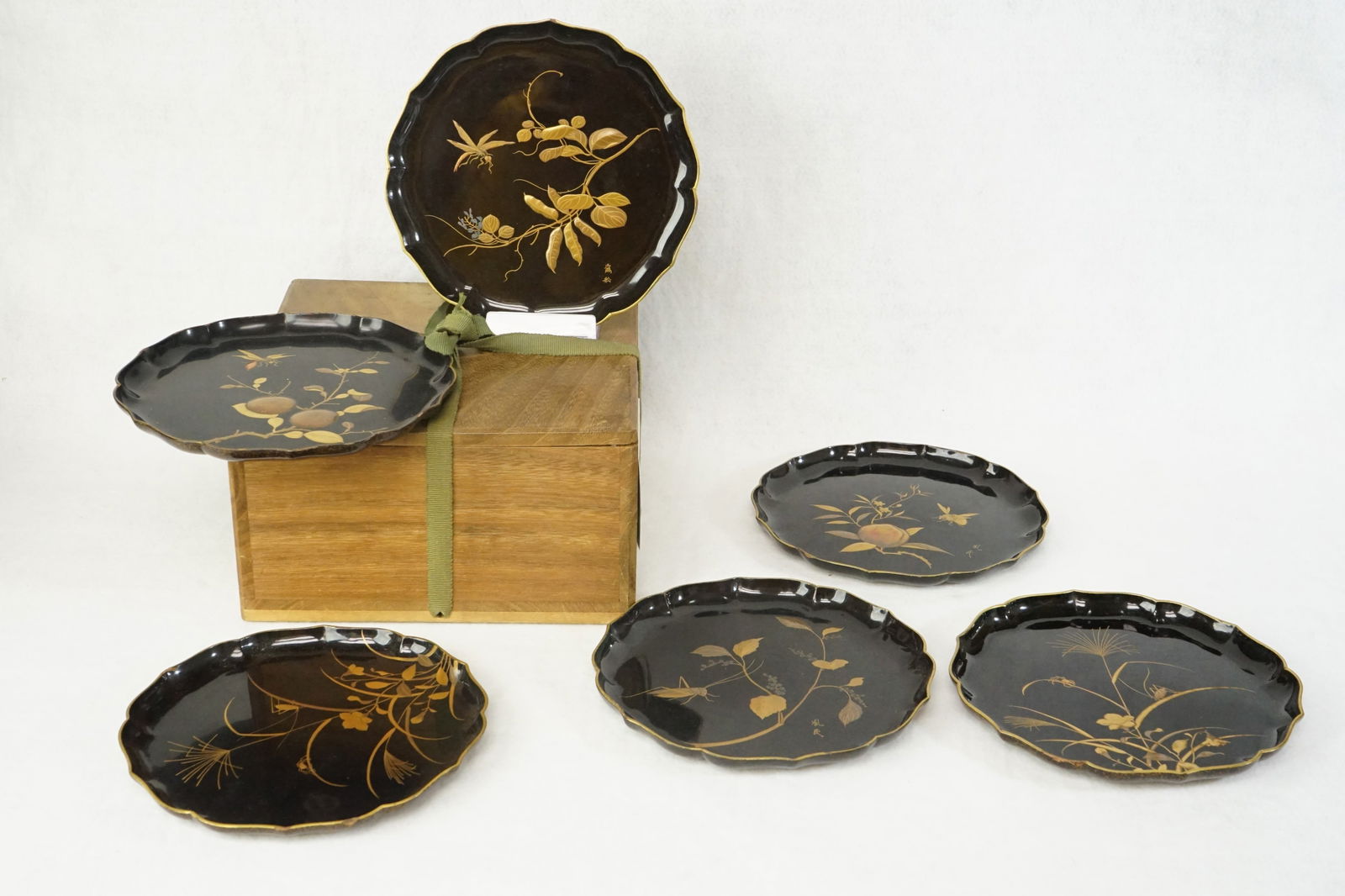 Set of Japanese Lacquer Trays with Wood Boxe (1 of 14)