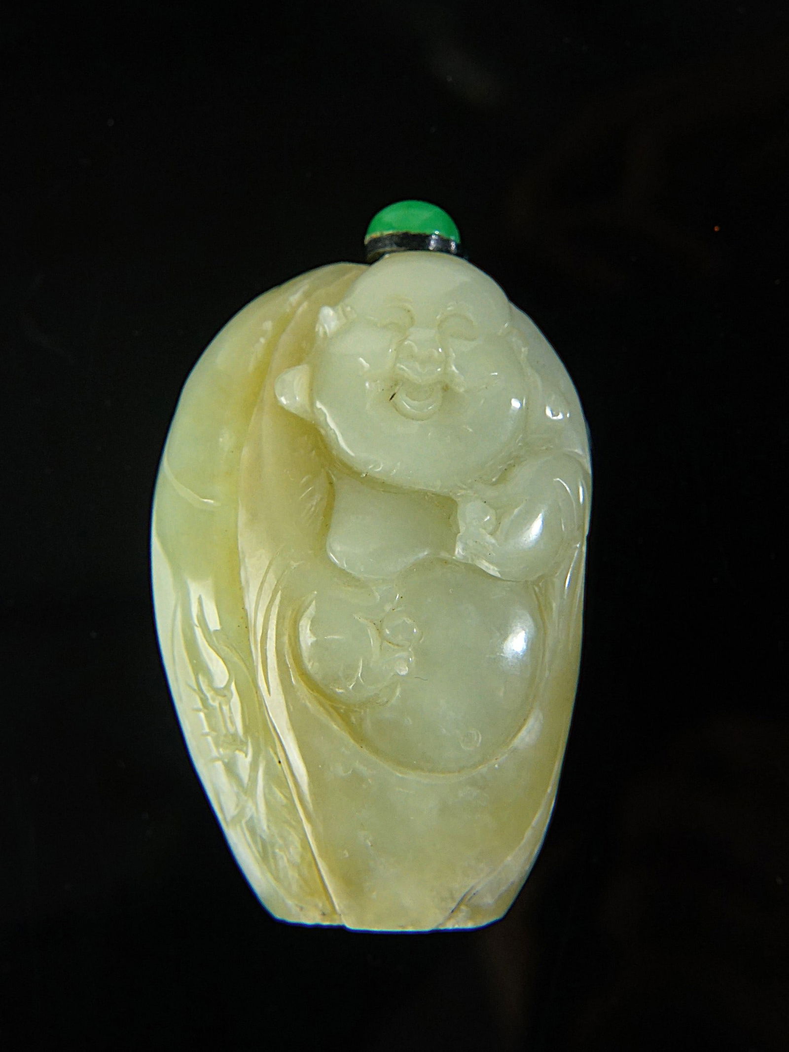 Chinese Carved Celadon Jade 'Buddha' Snuff Bottle: Approximate size: 2.75x1.75x0.75 in Shipping: We offer in-house shipping services for most small items. This means that we will take care of packing and shipping the items directly to you. For