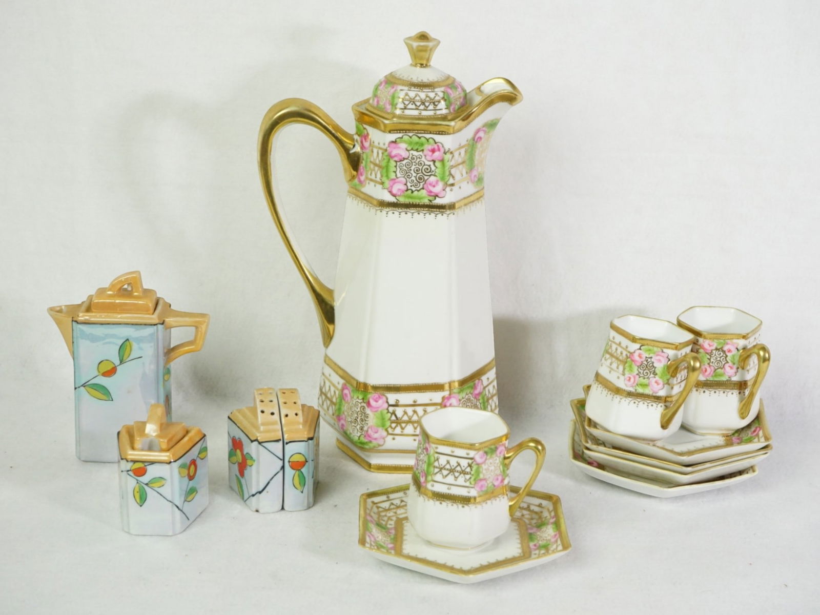Porcelain Coffee Service with Floral and Gilt Decoration (1 of 5)