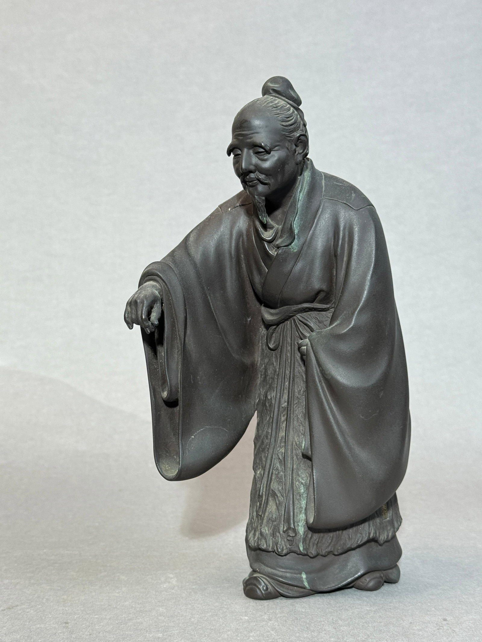 Japanese Meiji Bronze Scholar with Gold Inlay Mark,Meiji Period: Japanese meiji bronze figurine with gold inlay mark, 8"ht Shipping: We offer in-house shipping services for most small items. This means that we will take care of packing and shipping the items direct