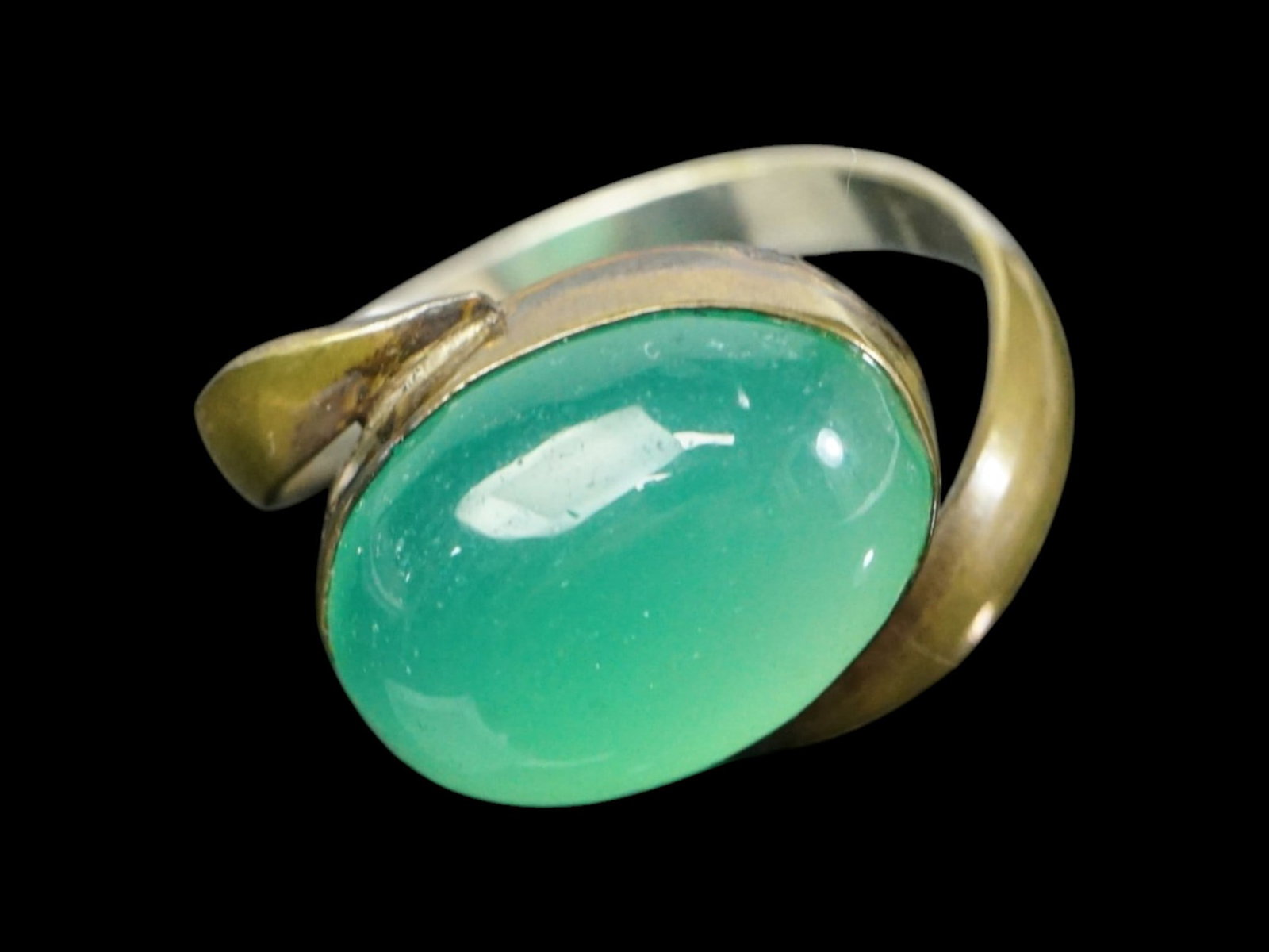 Chinese Jadeite And Silver-Plated Ring: Approximate size: Ring Size 7.5,overall weight 22.30 ct Shipping: We offer in-house shipping services for most small items. This means that we will take care of packing and shipping the items directly