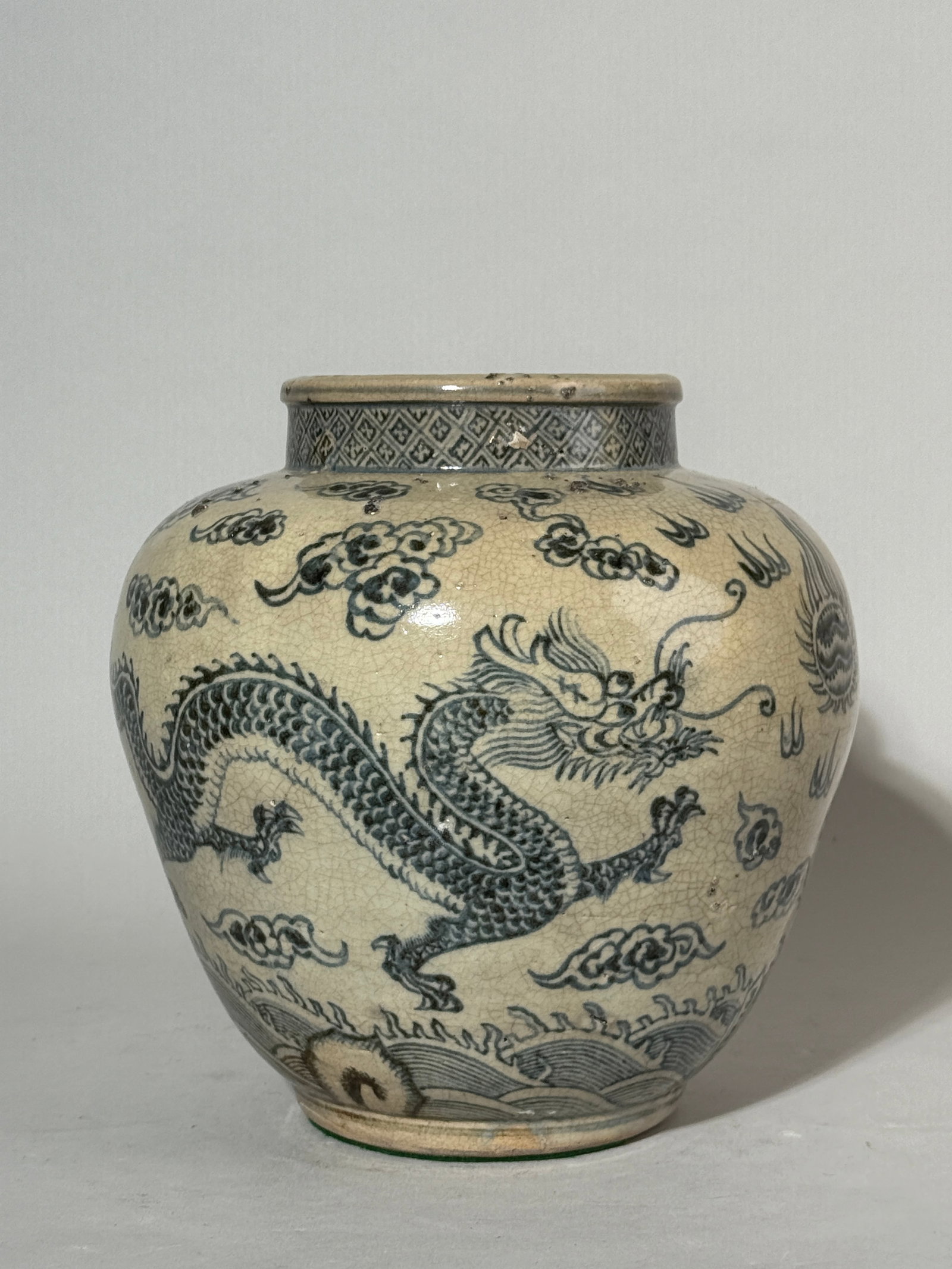 Chinese Blue White Porcelain Vase with Dragon: Chinese bleu white porcelain vase with dragon, 8"ht Shipping: We offer in-house shipping services for most small items. This means that we will take care of packing and shipping the items directly to 