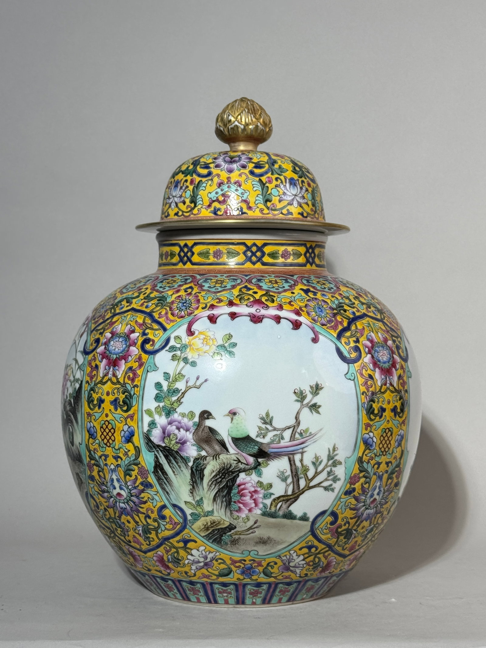 Large Chinese Famille Rose Porcelain Temple Jar (1 of 14)