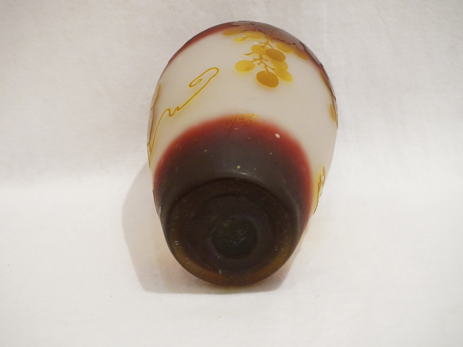 Emile Galle, Art Nouveau Multi Colored Grapes Cameo Glass Vase - 7