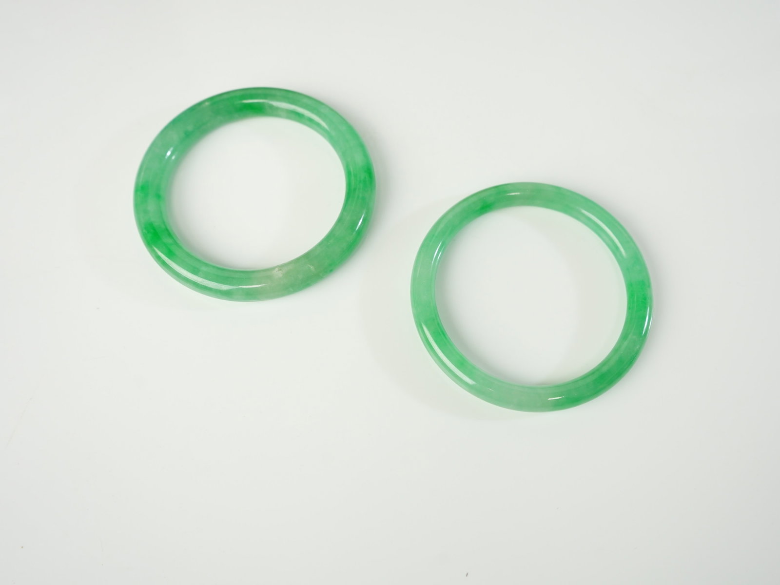 Two Chinese Jadeite Bracelets - 5