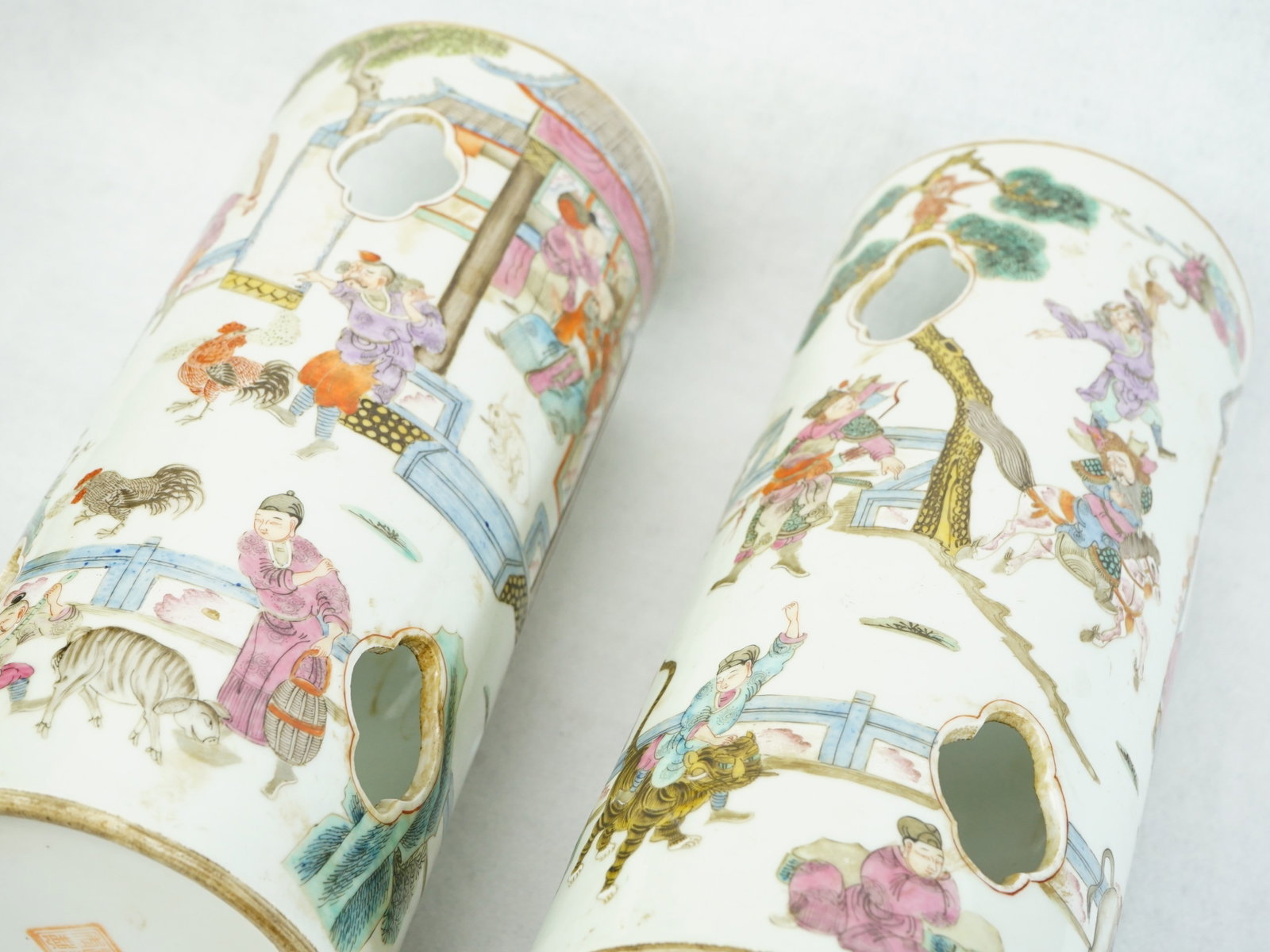 Pair of Chinese Famille Rose 'Figural' Brush Pots - 6
