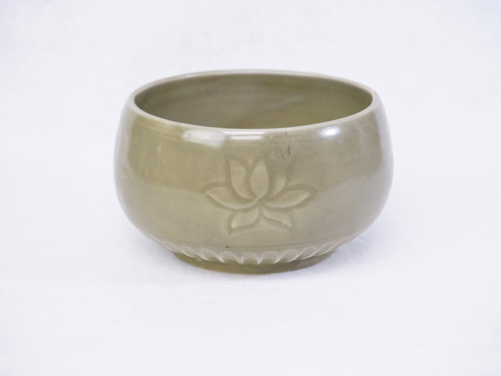 Chinese Celadon Monk Bowl: Approximate size: 3.75x6x6 in Shipping: We offer in-house shipping services for most small items. This means that we will take care of packing and shipping the items directly to you. For larger or