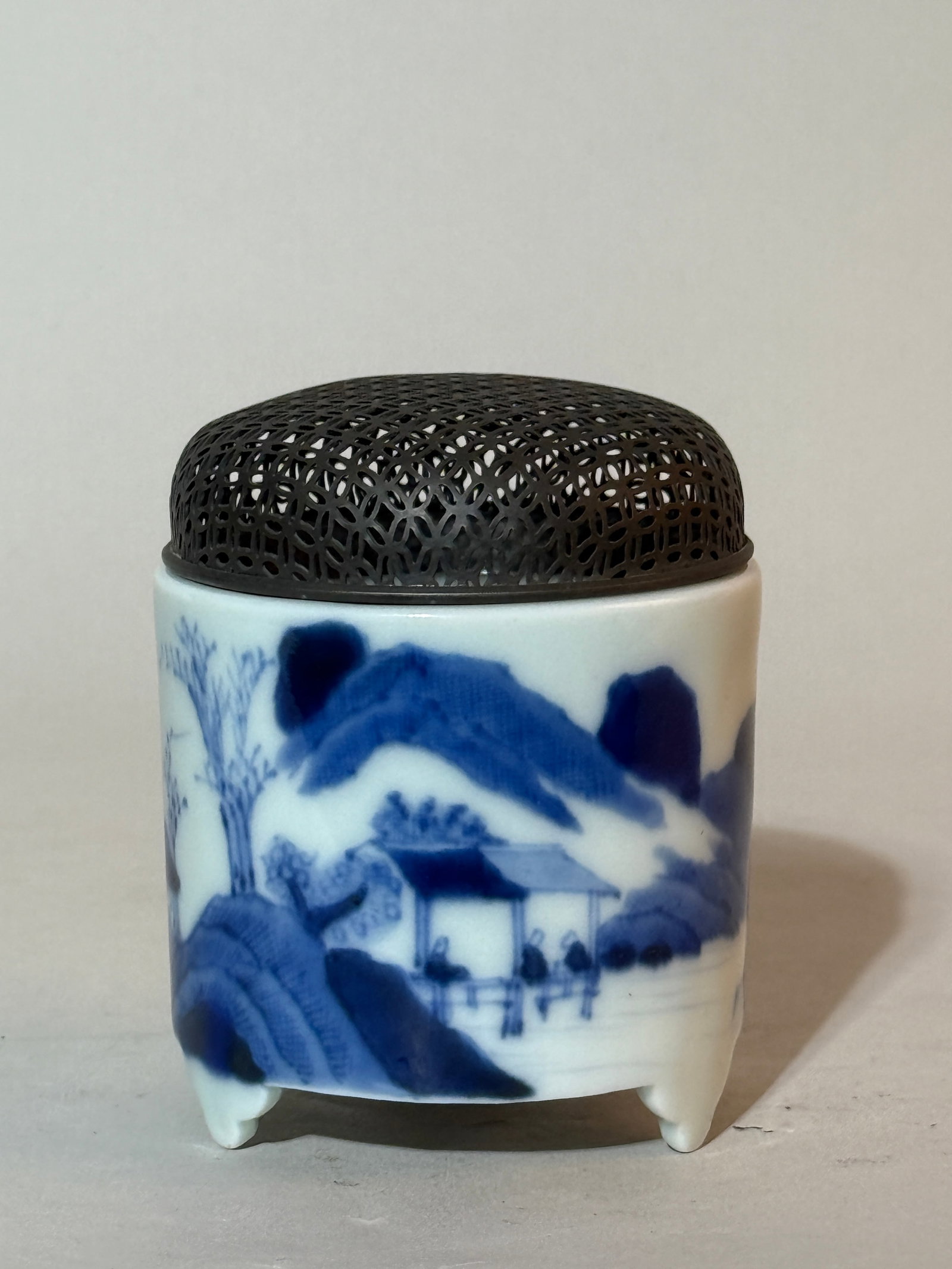 A Japanese Blue and White Porcelain Tripod Censer: 3.5"ht 3"dia Shipping: We offer in-house shipping services for most small items. This means that we will take care of packing and shipping the items directly to you. For larger or specialized items, w