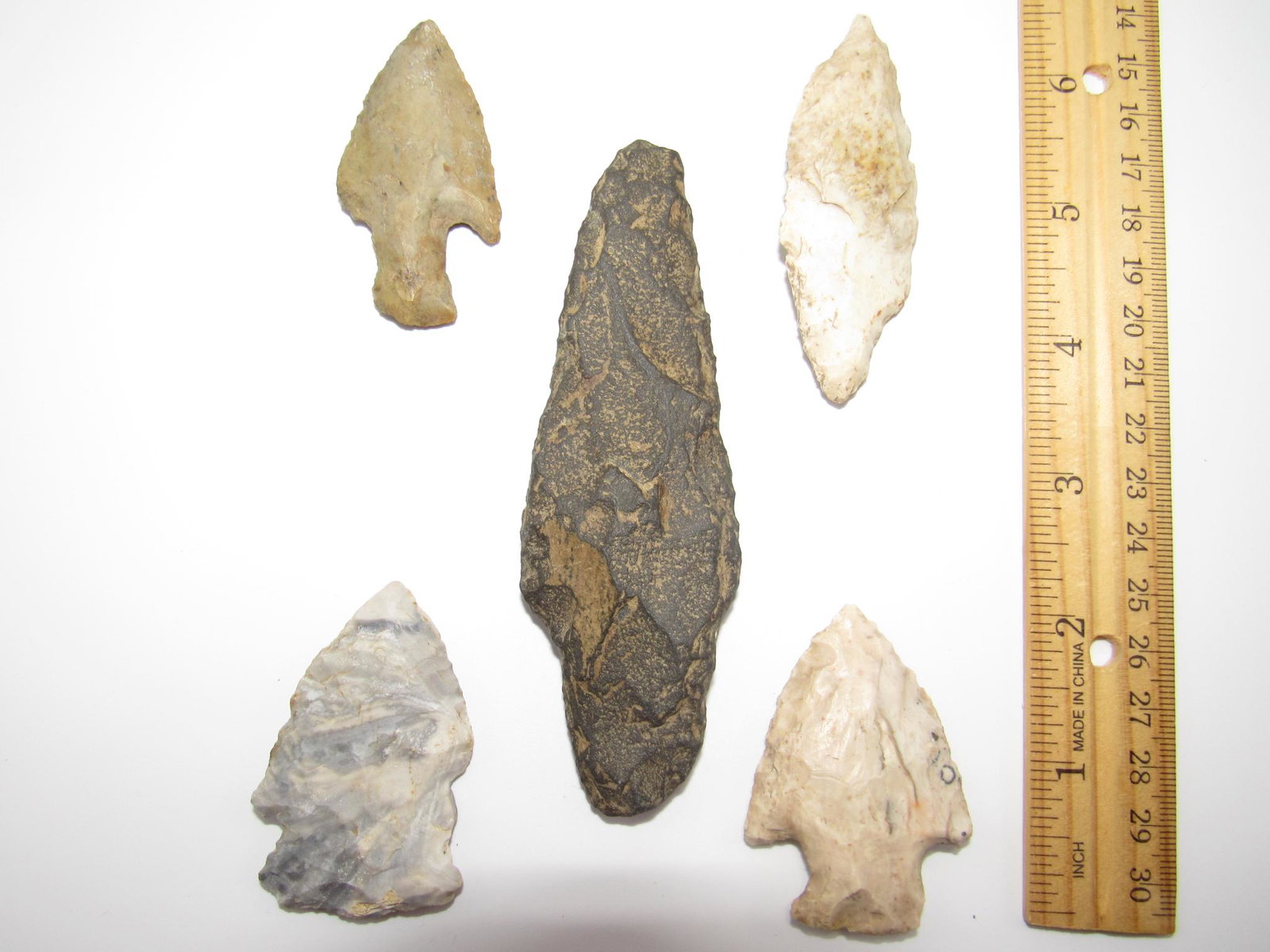 Five Prehistoric Indian Arrowheads (1 of 2)