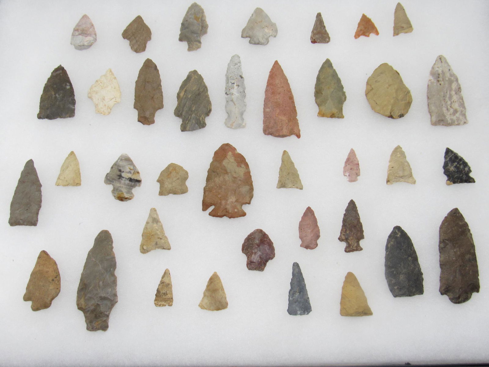 37 Prehistoric Indian Arrowheads (1 of 2)