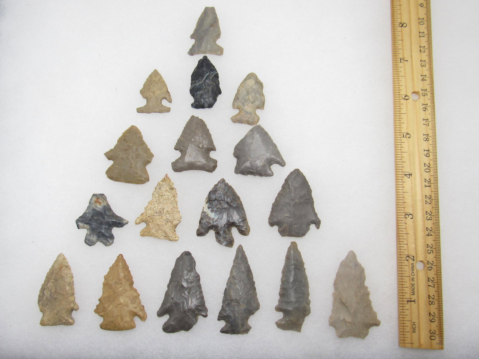 Seventeen Nice Prehistoric Indian Arrowheads (1 of 2)