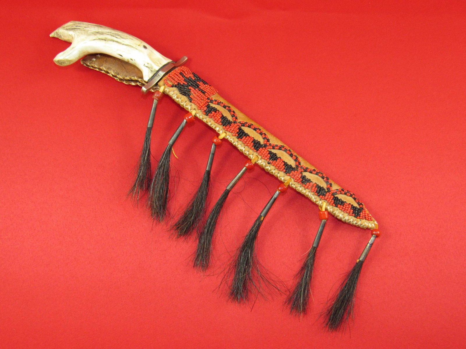 Beautiful Native American Knife with Beaded Leather Sheath (1 of 11)