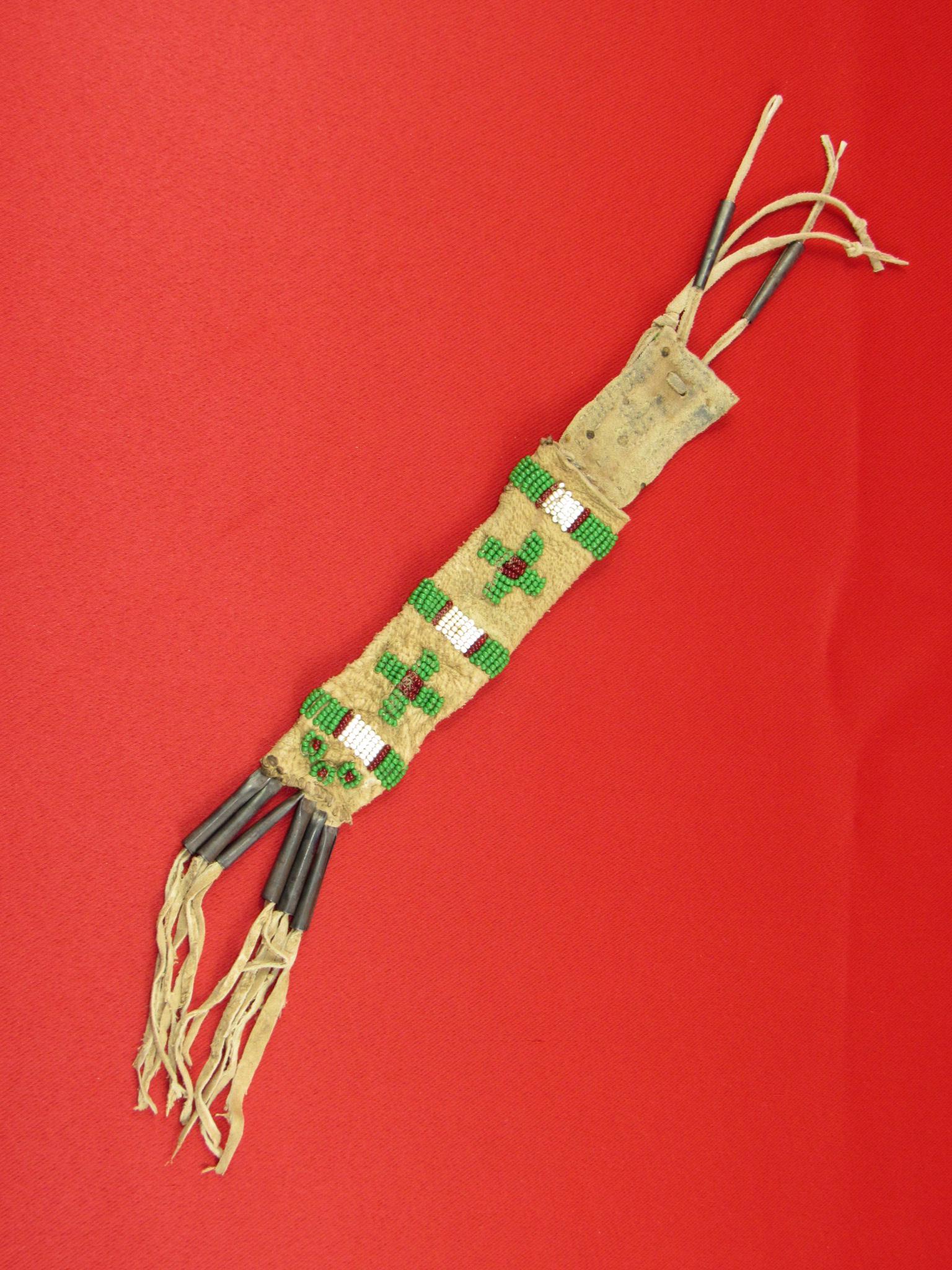 Vintage Beaded Plains Indian Knife Sheath (1 of 9)