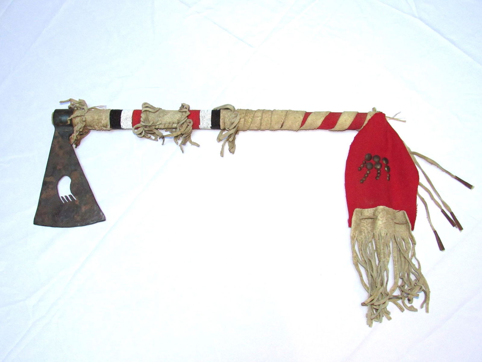 Vintage Native American Plains Indian Beaded Bear Claw Tomahawk (1 of 9)