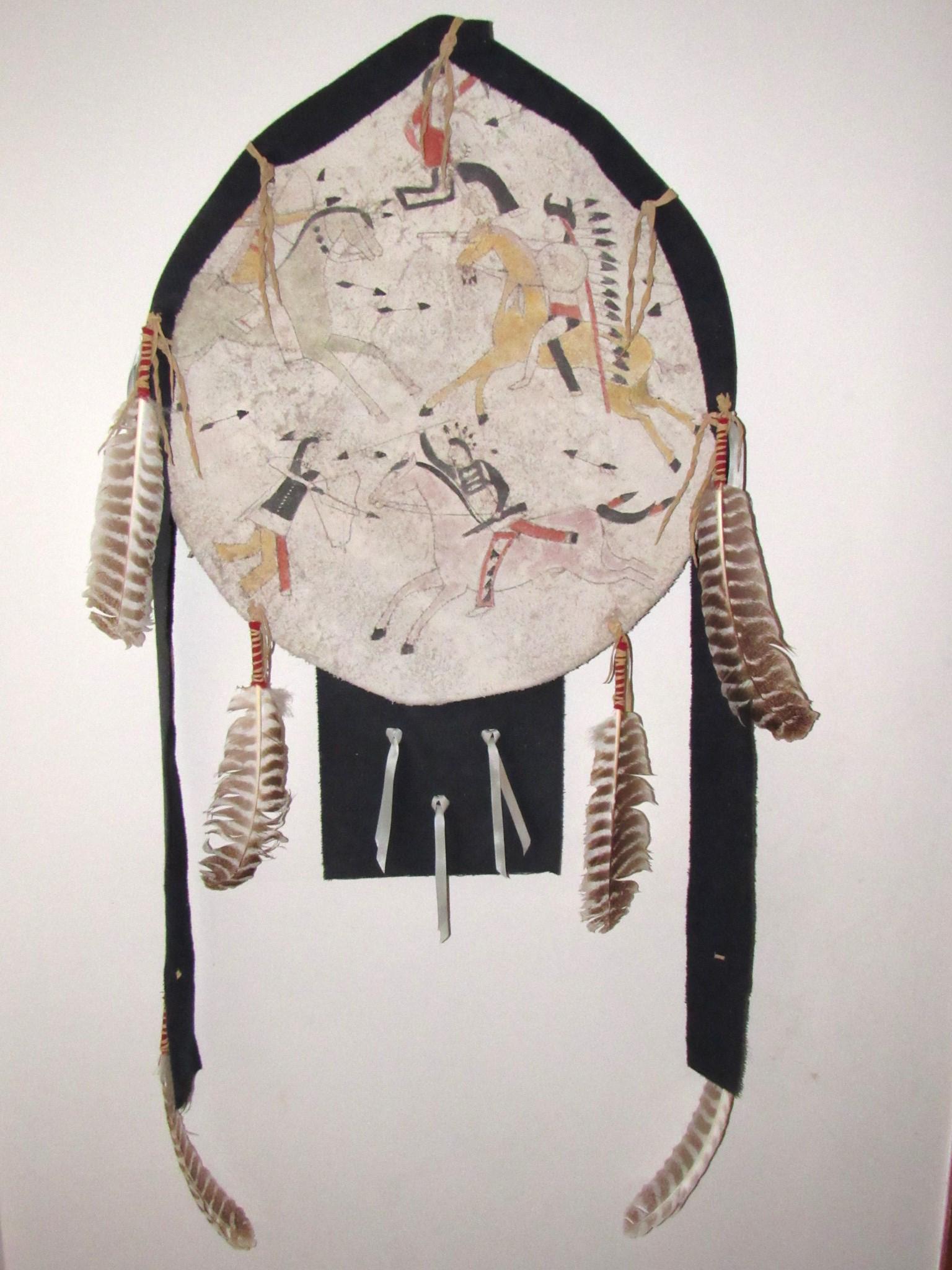 Beautiful Vintage Native American Plains Indian Dance Shield (1 of 9)