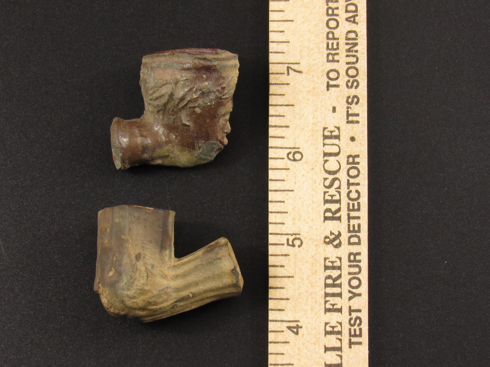 Two Vintage Early Clay Tobacco Pipes (1 of 3)