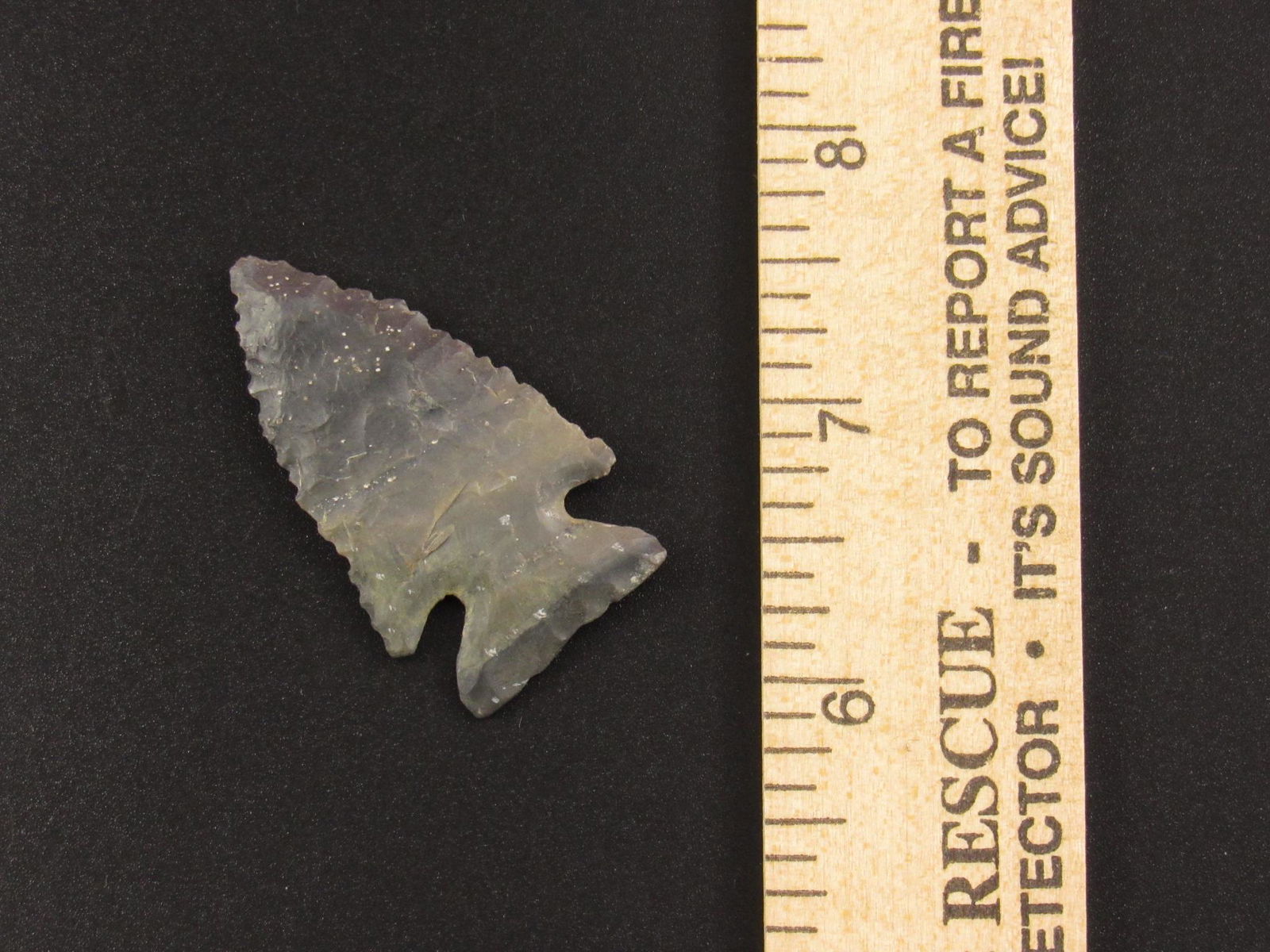 Beautiful Native American Indian Corner Notch Flint Arrowhead (1 of 4)