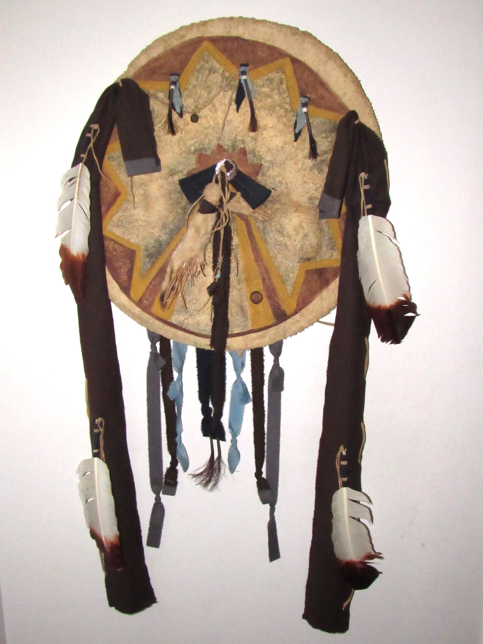 Wonderful Vintage Native American Plains Indian Dance Shield (1 of 8)