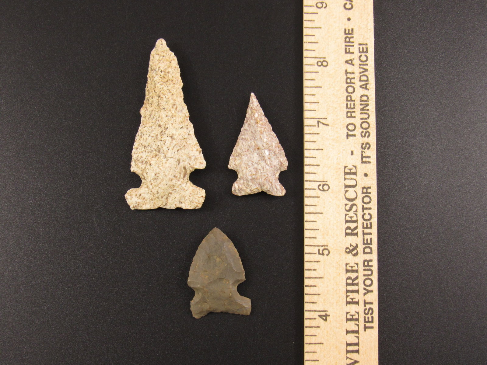 Group of Native American Flint  Arrowheads or Spearheads (1 of 2)
