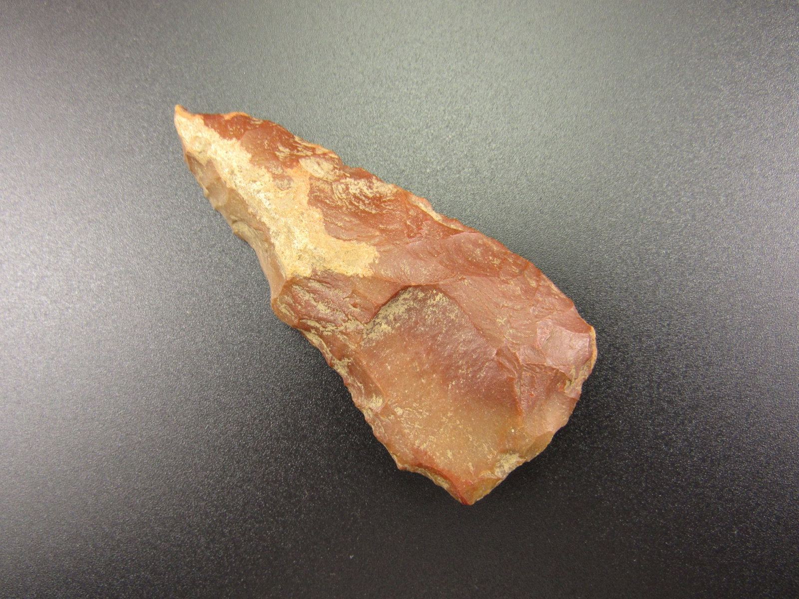 Nice Prehistoric Uniface Tool From Kentucky: Nice prehistoric uniface tool from Boyle County, Kentucky. Comes with an IAGA certificate of authenticity - 2 29/32" x 1 11/32" - Grade 7