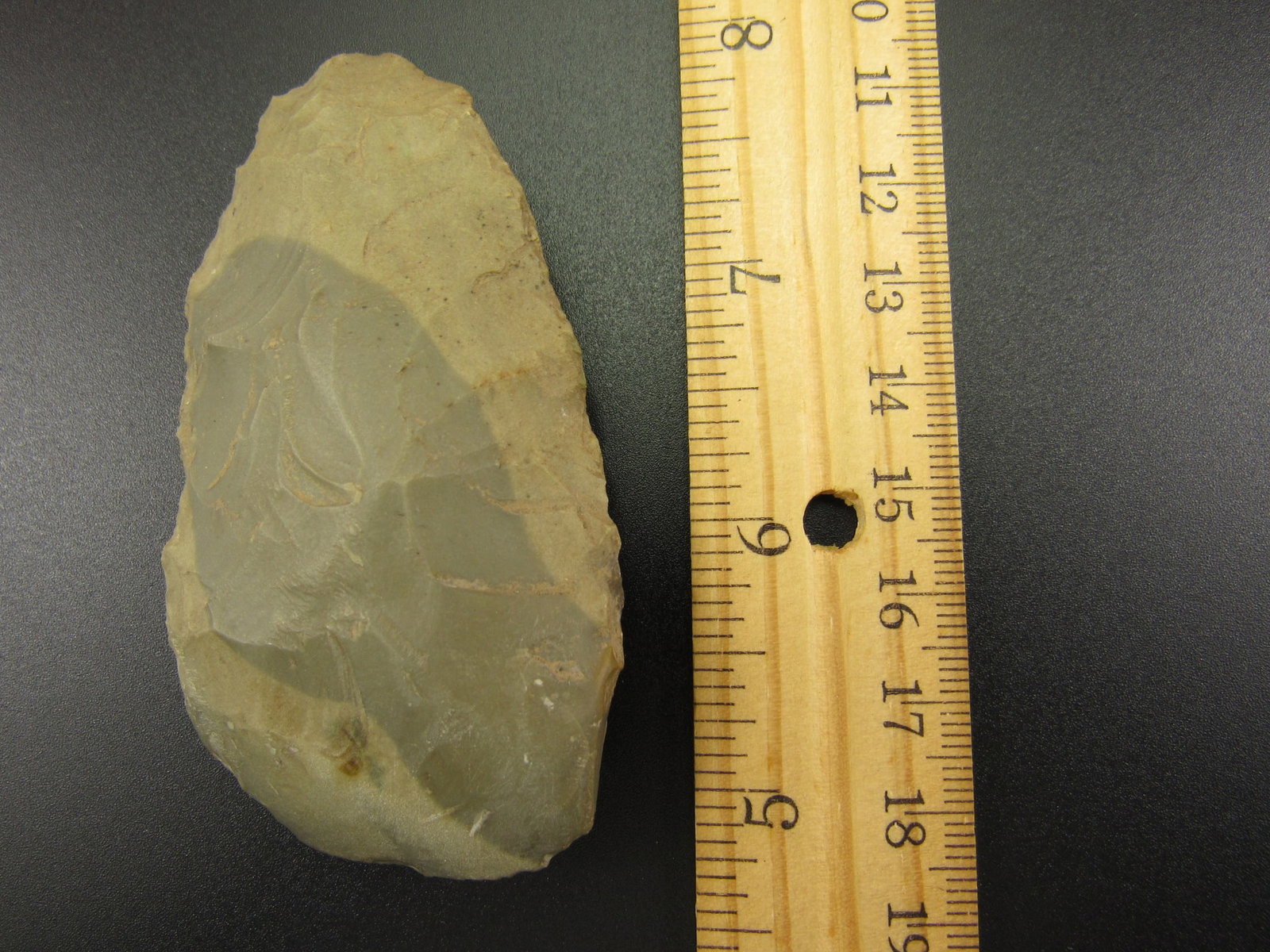 Beautiful Prehistoric Indian Flint Celt From Kentucky (1 of 3)