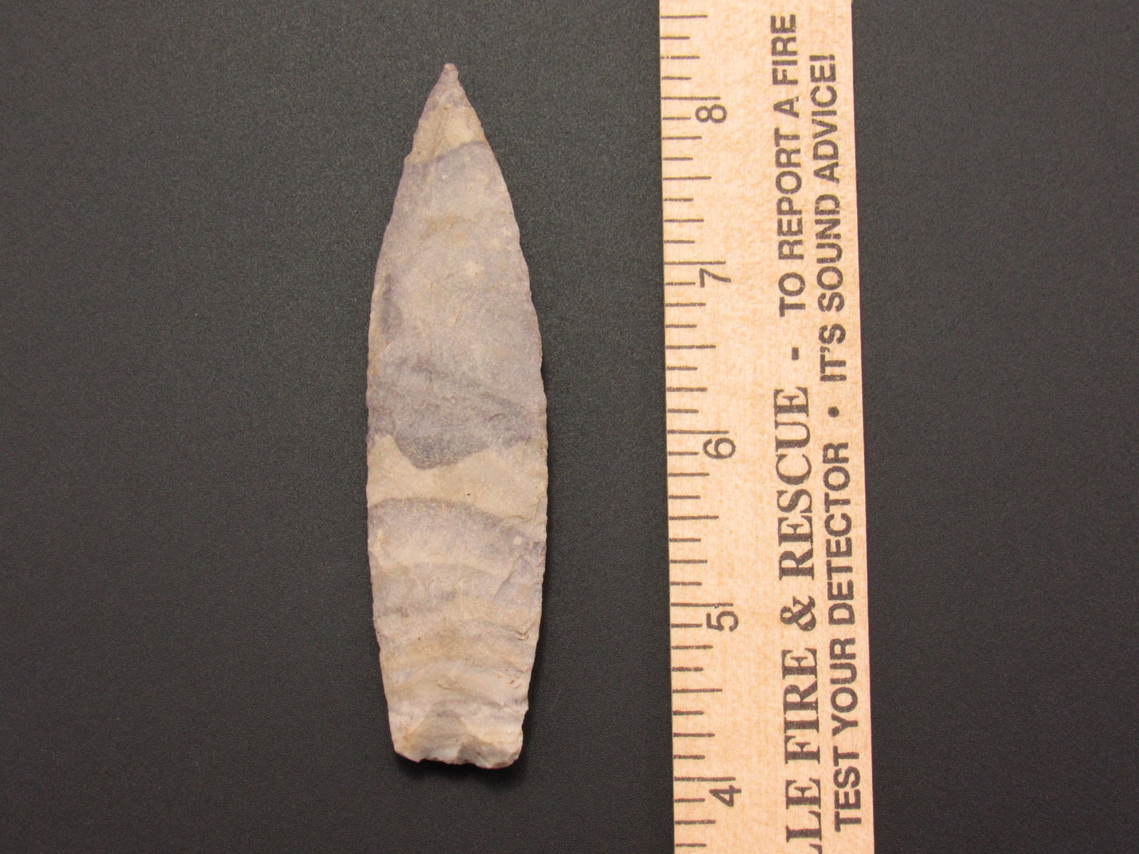 Beautiful Indian Flint Arrowhead Knife (1 of 2)