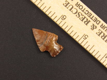 Attractive Native American Indian Flint Arrowhead: Very Nice and colorful Indian flint arrowhead from an old estate in Richmond, Virginia.