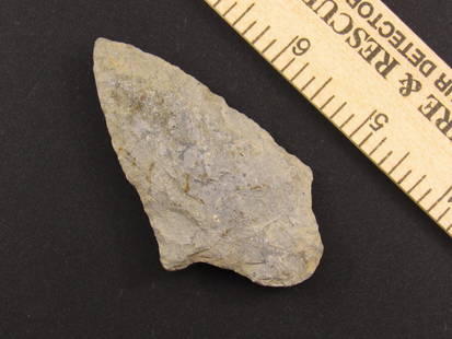 Nice Native American Stemmed Indian Stone Arrowhead: Nice Native American stone stemmed arrowhead from an old estate in Richmond, Virginia.