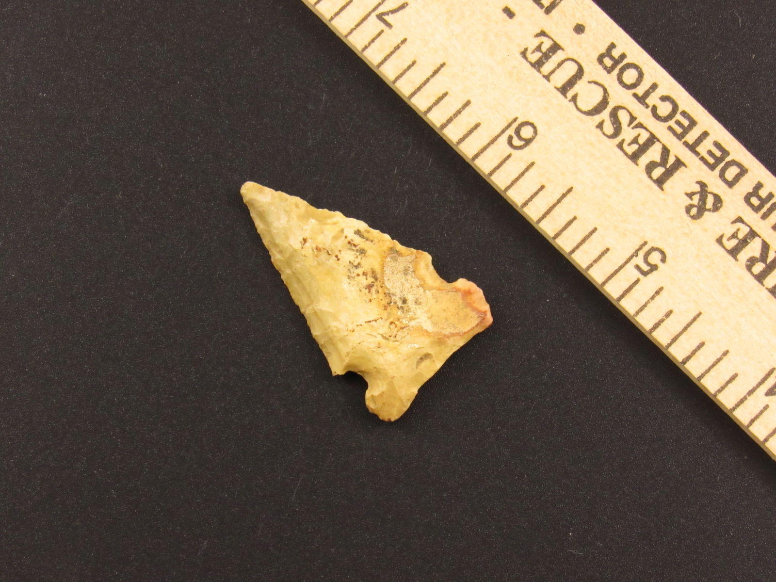 Beautiful Native American Indian Notched Flint Arrowhead (1 of 4)