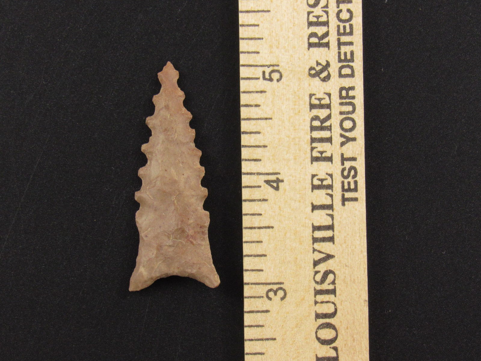 Beautiful Serrated Native American Indian Flint Arrowhead (1 of 3)