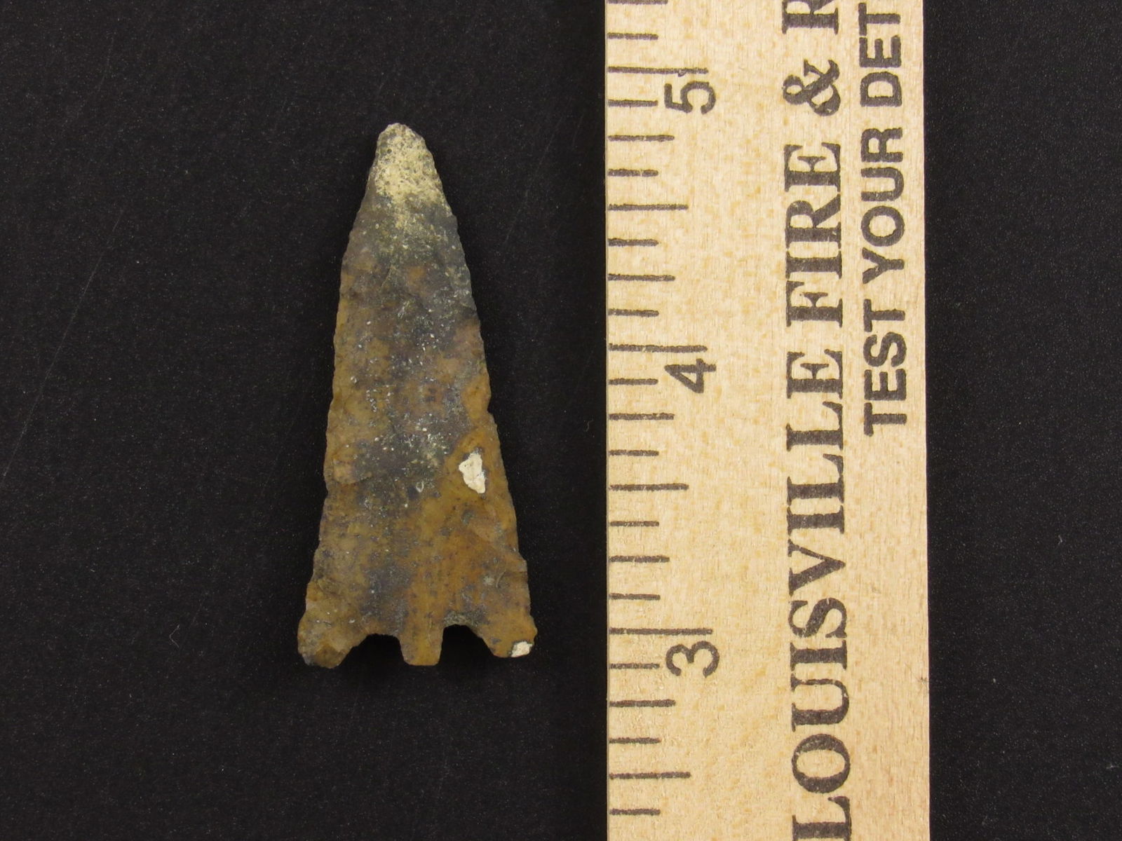 Beautiful Prehistoric Notched Native American Indian Arrowhead (1 of 3)