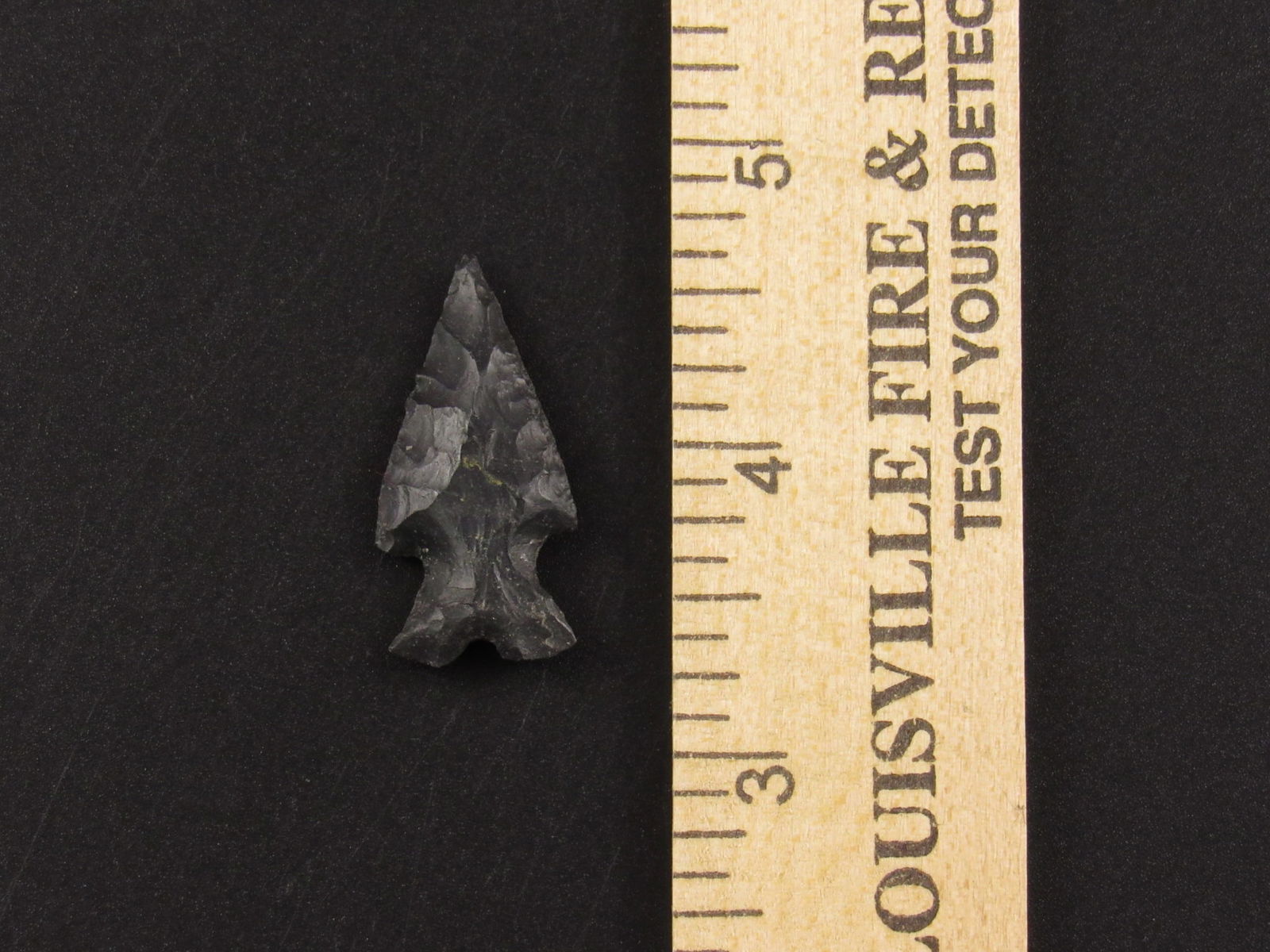 Very Nice Notched Native American Indian Flint Arrowhead (1 of 5)
