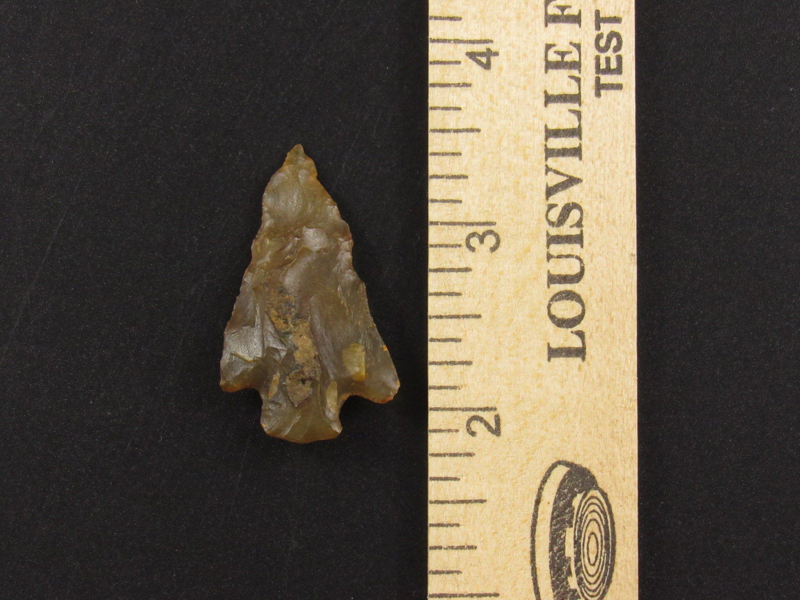 Beautiful Prehistoric Notched Native American Indian Arrowhead: Beautiful notched Indian arrowhead from Florida. Ex B. Bowles collection.