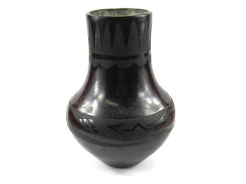 Beautiful Vintage Maria Martinez Black on Black Pottery Jar