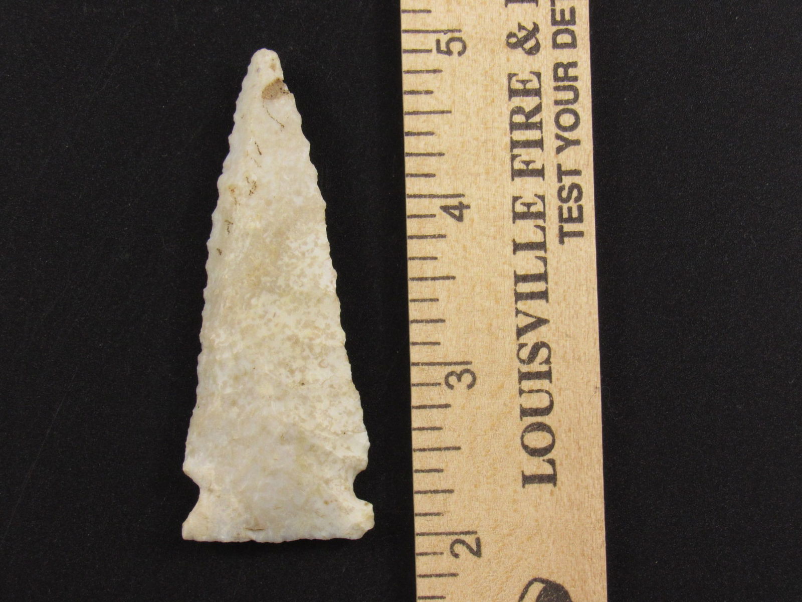 Beautiful Prehistoric Notched Indian Arrowhead (1 of 3)